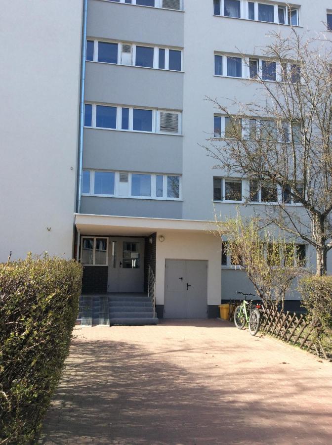 Mika Rooms Raclawicka 144 & Wislicka 3 Studio - Adults Only Warszawa Exteriör bild